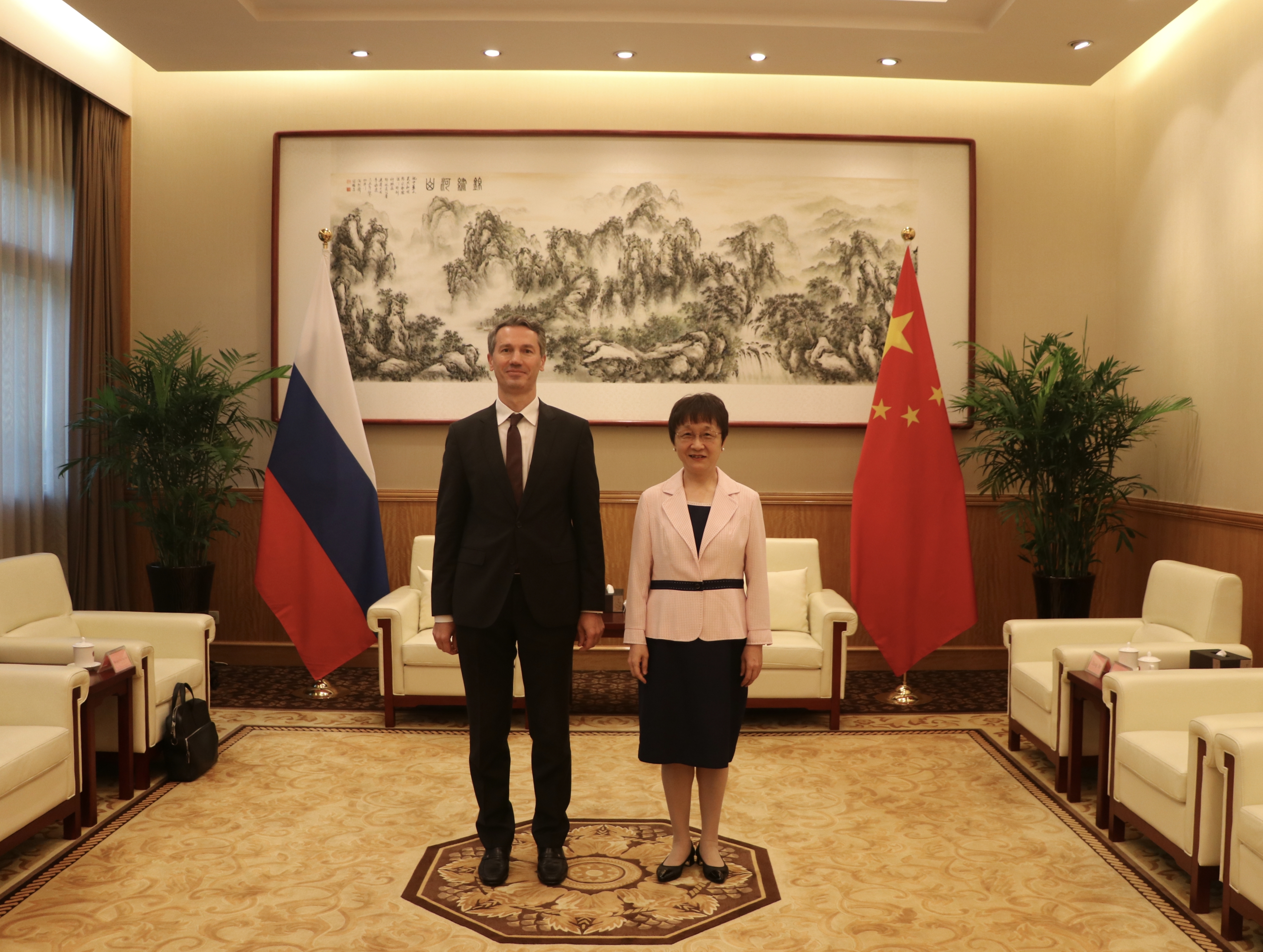 微信图片_20260911160751_5676_13.jpg