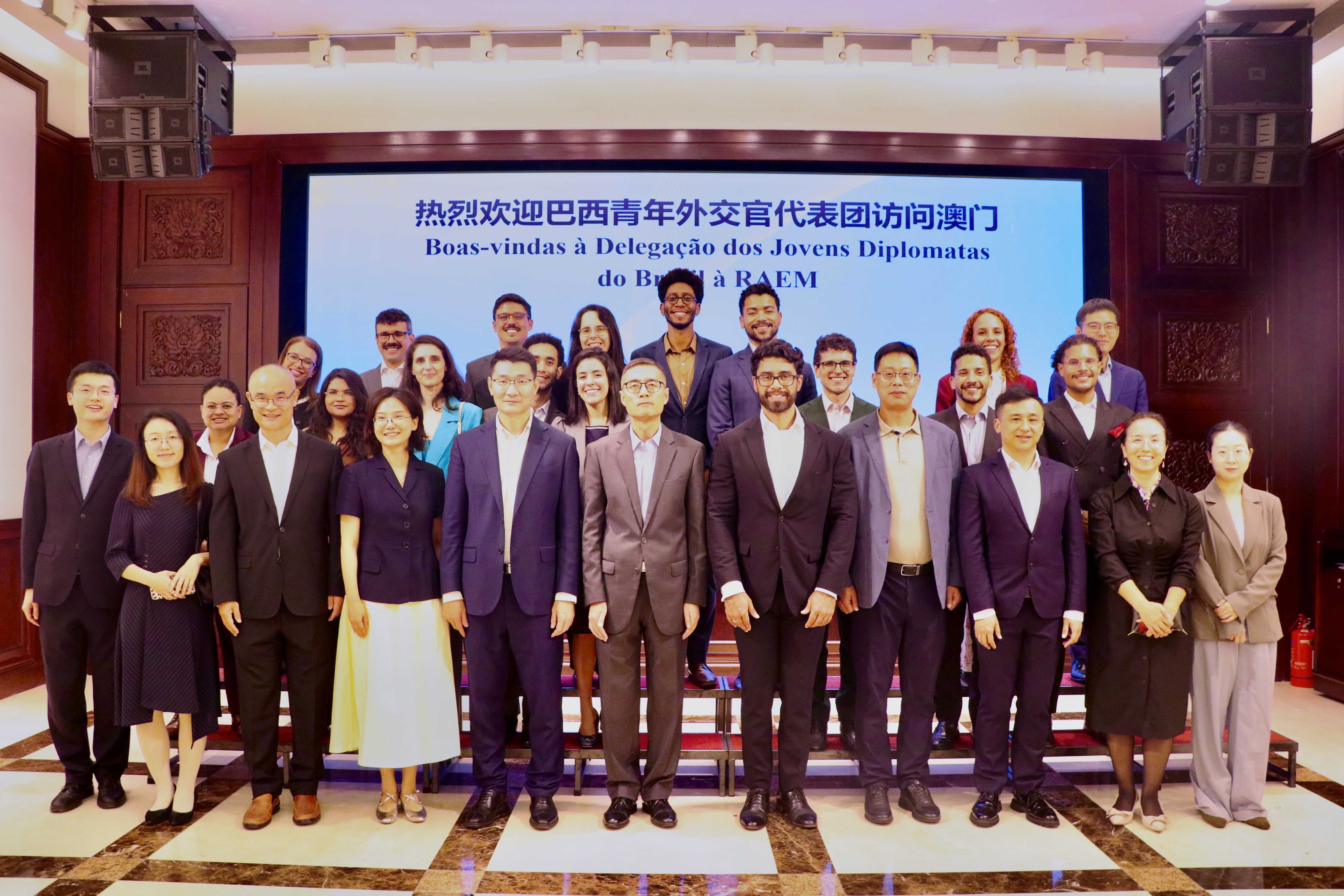 图1.jpg